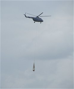 Mi-8 míří na Benešov (5. 8. 2011) Mi-8 míří na Benešov